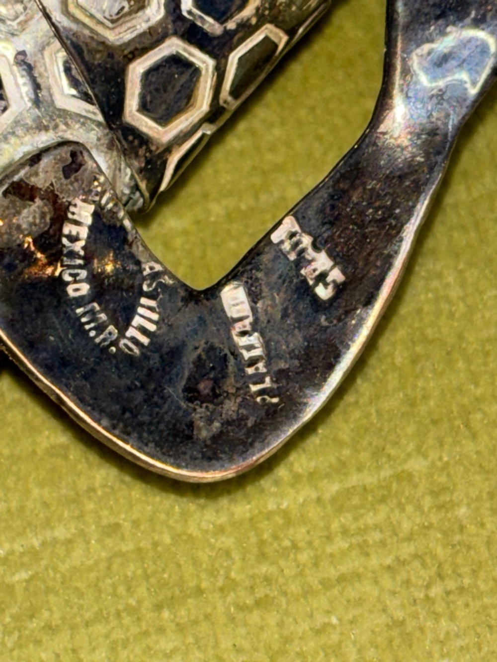 Vintage Emilia Castillo Mexico Silver Inlay IGUANA LIZARD Gekko Bottle Opener - Picture 6 of 9